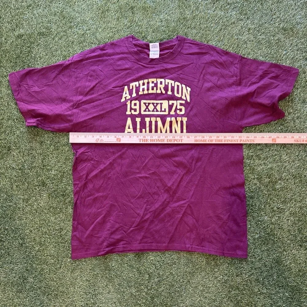Vintage Rare Aetherton Alumni 1975 Graphic Logo Maroon Tee Shirt Mens XL - Picture 4 of 8